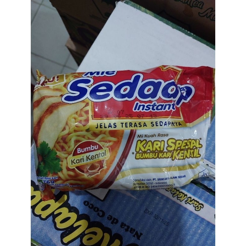 

Mie sedap kari spesial