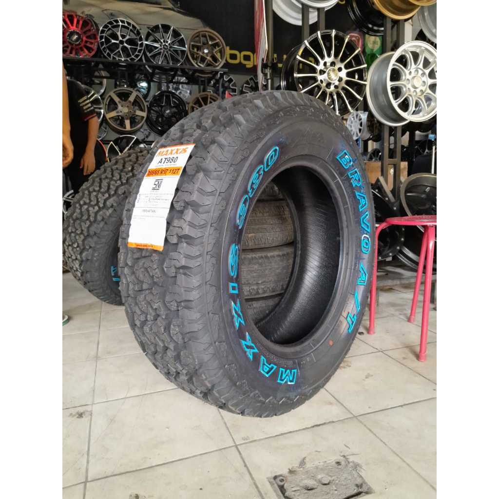BAN MODEL OFFROAD MAXXIS A/T 980 UKURAN 265 65 R17 BAN MOBIL PAJERO FORTUNER RING 17