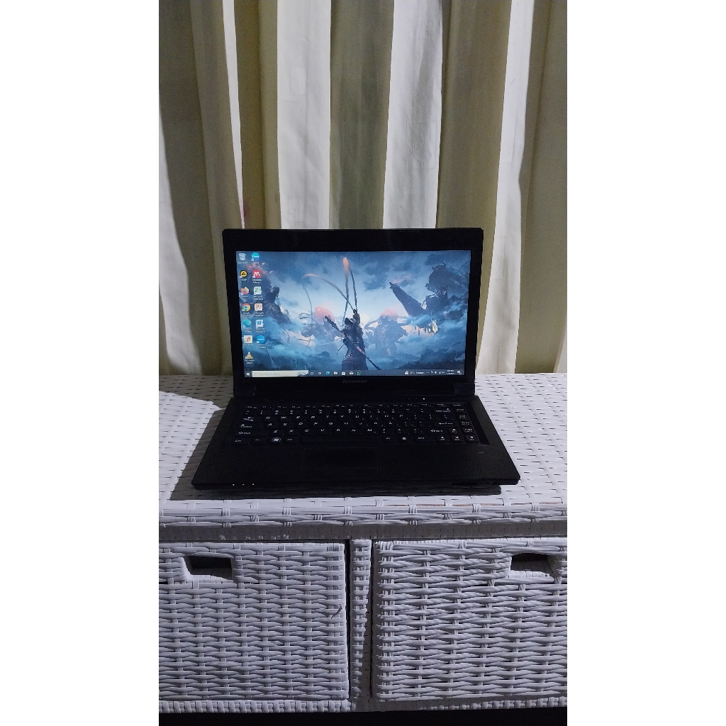 LENOVO  B475 AMD A6-3400M APU RAM 8 GB HDD 320 GB LAYAR 14"HD WIN 10 BERGARANSI