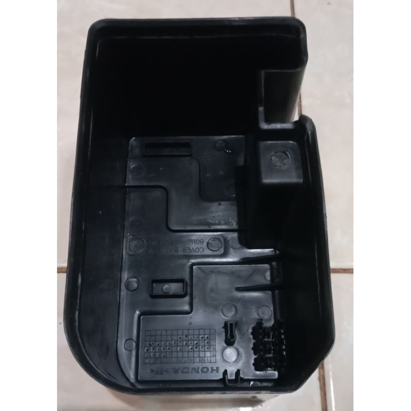 Bok tutup aki beat Esp