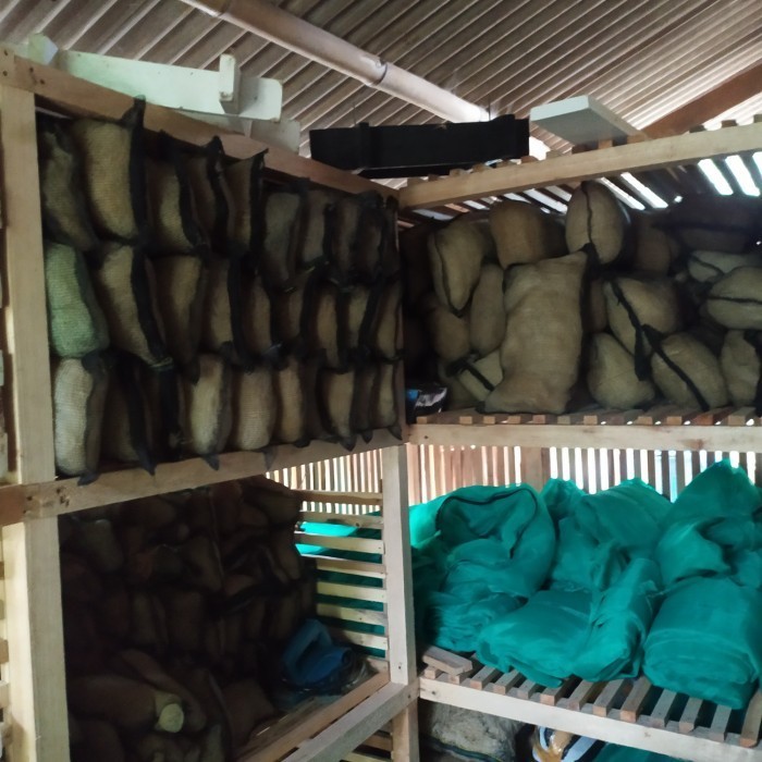 Paket hemat 10kg jaring bekas nelayan untuk media kolam ikan