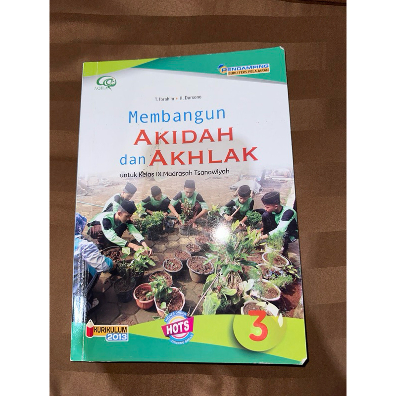 Membangun Akidah dan Akhlak kelas 3