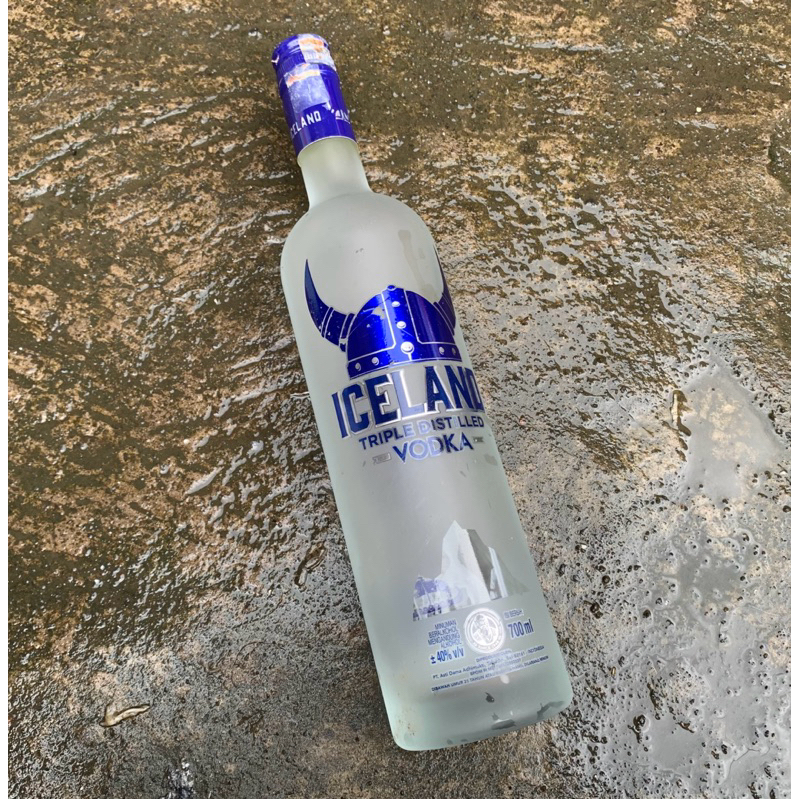 botol iceland (kosong-tanpa isi) 700ml