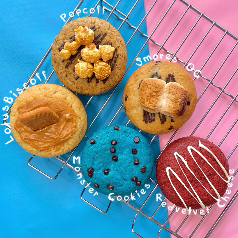 

Lotus, redvelvet cheese, popcorn coffee, smores, monster COOKIES