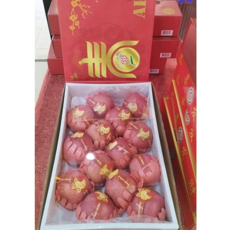 

Hampers Imlek Apel Fuji BB Isi 14 / Gift Box CNY / Chinese New Year / Parcel Sincia