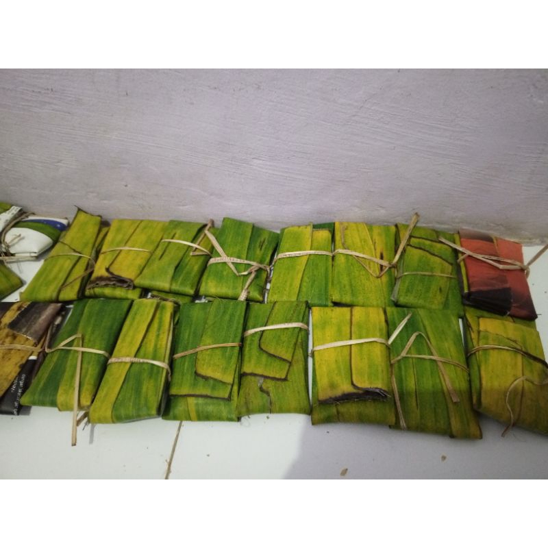 

TEMPE MENTAH // TEMPE JAMPES // TEMPE ASLI SOKARAJA BANYUMAS / 10 BUNGKUS