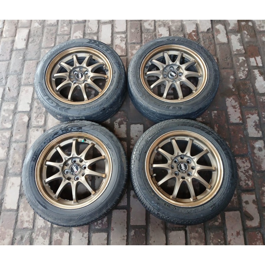 VELG MOBIL BEKAS R15 BAUT 4 HSR HIROSHIMA R15X6,5 H4X100/114 + BAN BISA BUAT AVANZA .LIVINA .BRIO .J