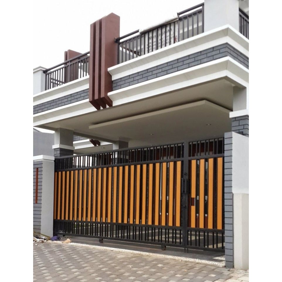 Pagar woodplank rumah mewah 2 lantai