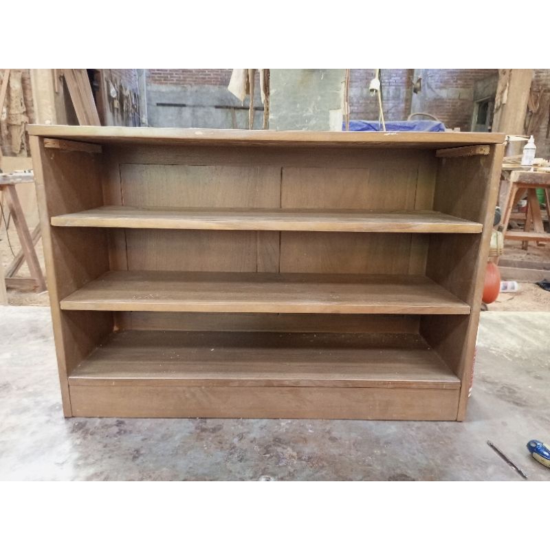 buffet / lemari kayu (knockdown)
