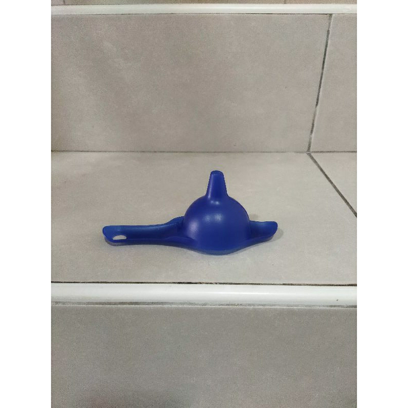 corong tupperware