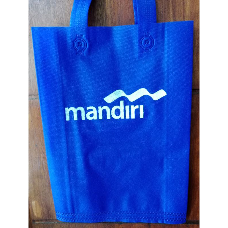 

Souvenir Tas Spunbond free sablon min 100pcs