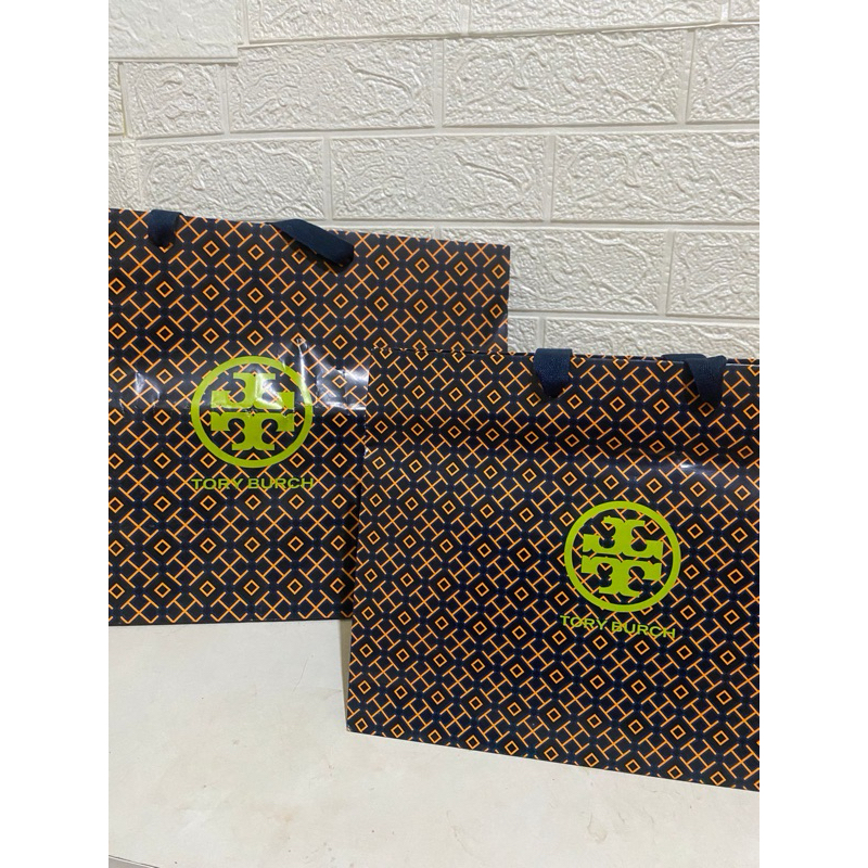 paper bag tory burch authentic