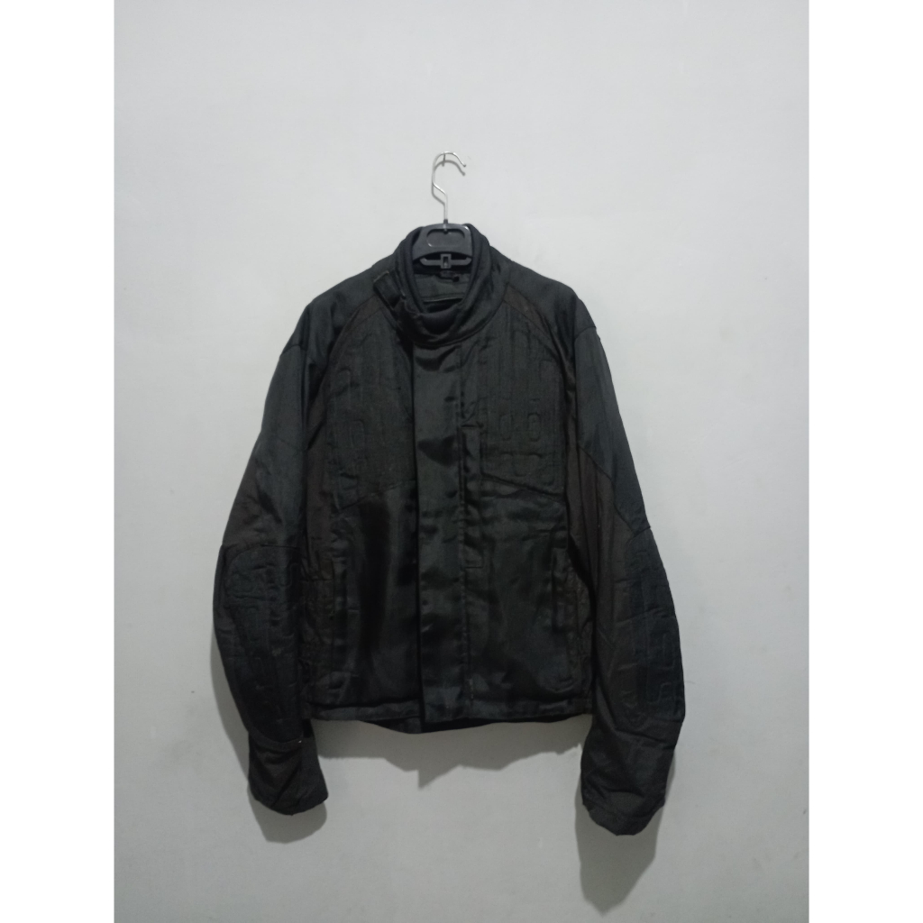 Jaket parasut POWERAGE hitam
