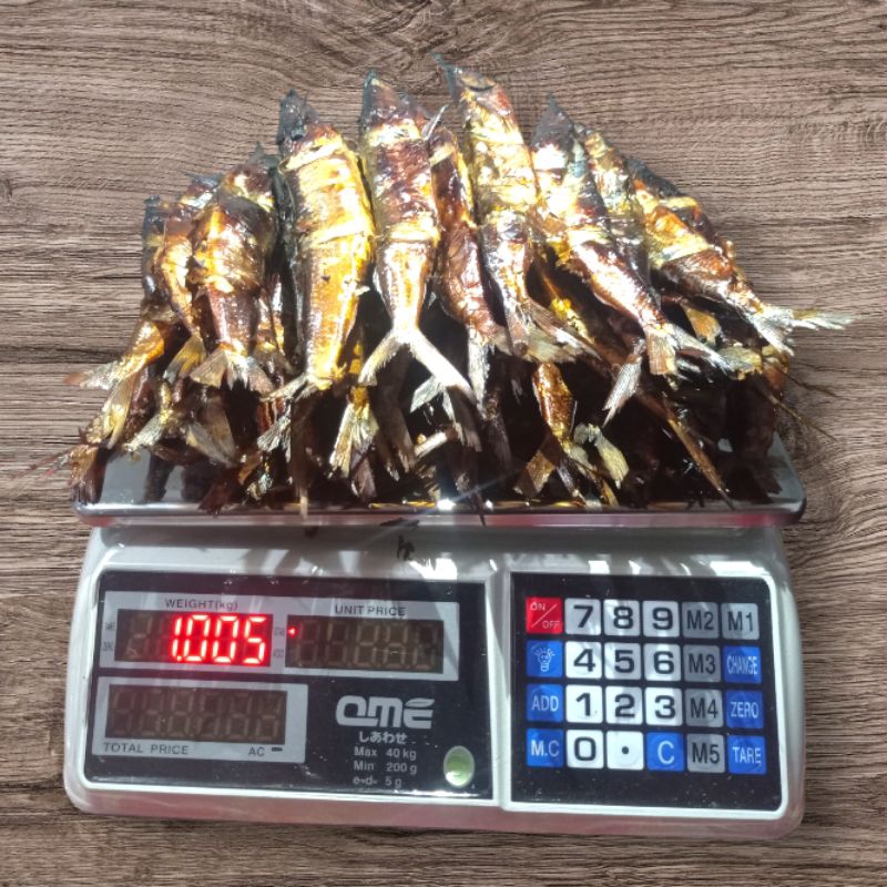 

IKAN ROA ASAP UTUH 1 KG