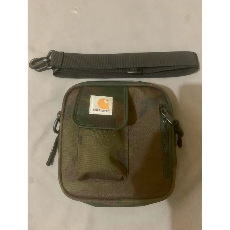 Carhartt essentials bag small camo