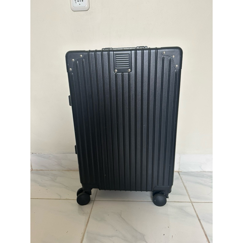 Preloved Koper Cabin Roaming Size 22inch Black