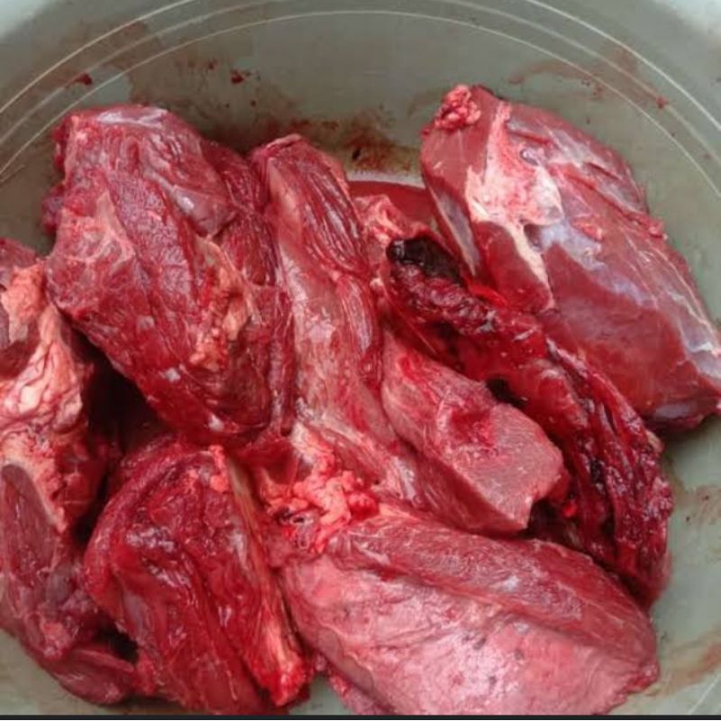 

DAGING SEMUR POTONG 1 KG