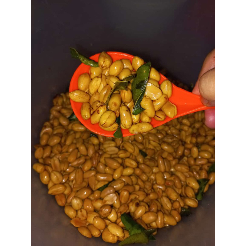 

kacang garlic aroma daun jeruk