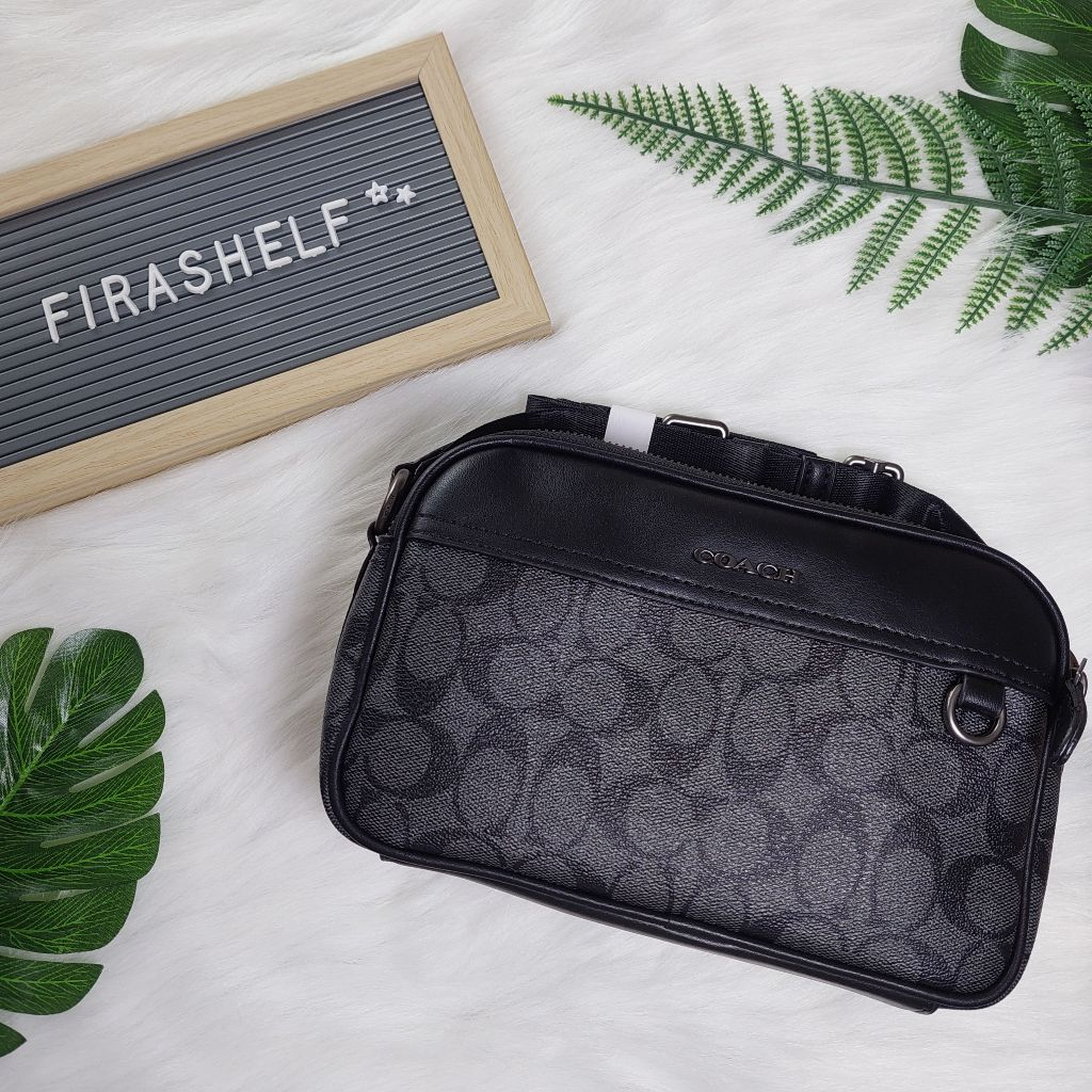 coach coc graham crossbody bag in signature canvas