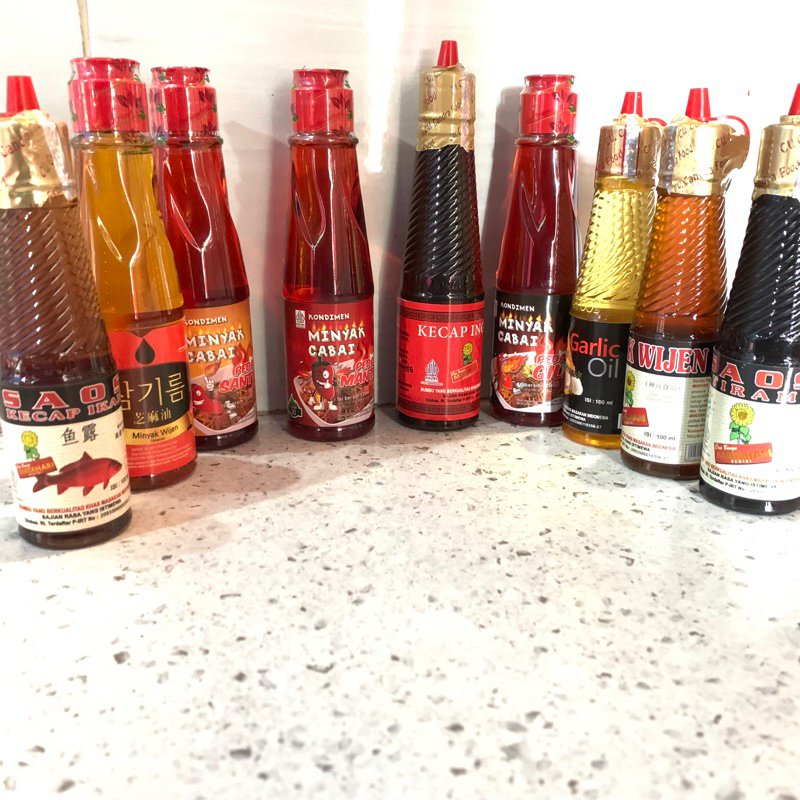

minyak cabai pedas minyak ikan kecap Inggris minyak wijen saos tiram minyak bawang putih minyak bawang merah berbagai olahan masakan halal murah