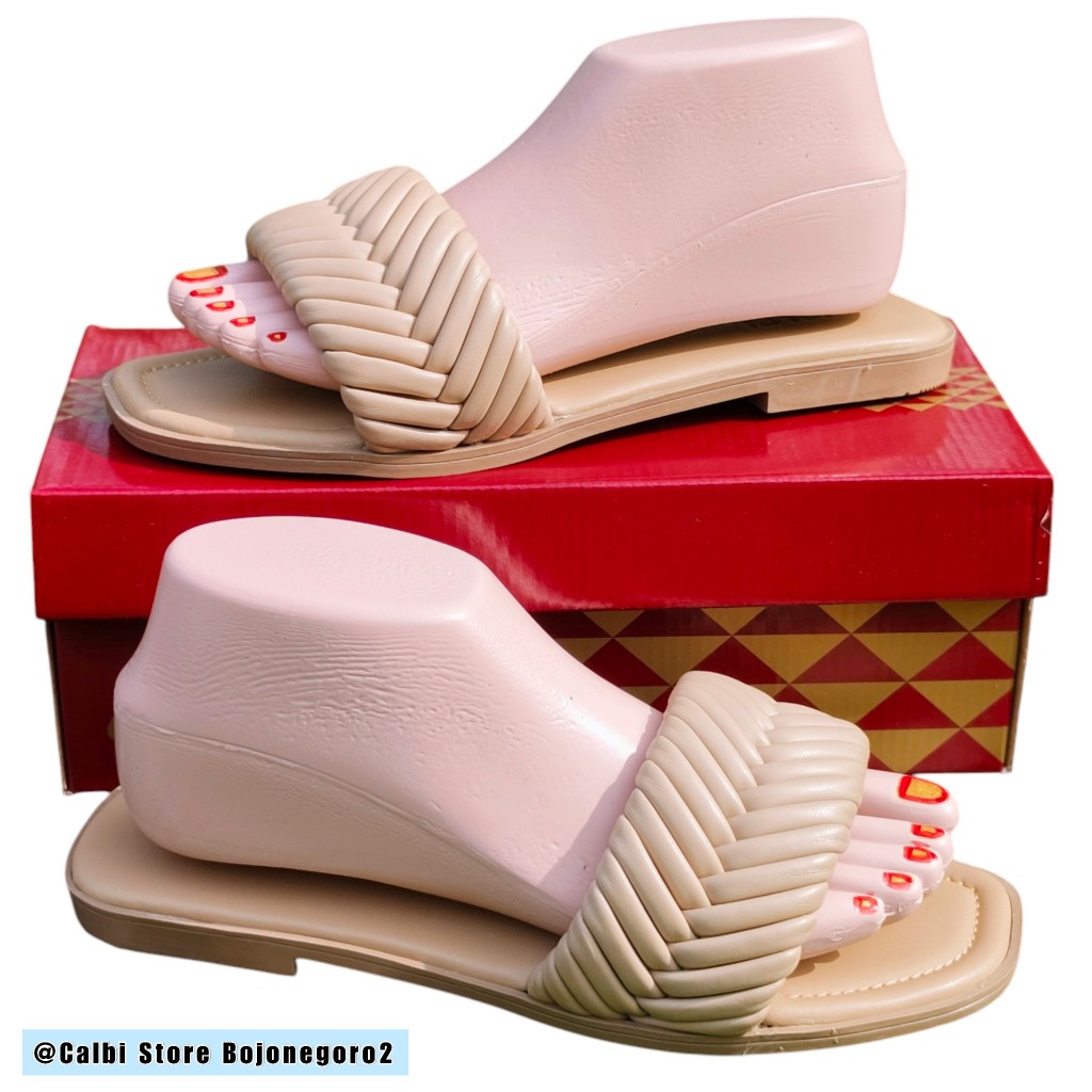 (( DISKON 50 % )) SANDAL CALBI ORIGINAL MODEL SELOP CANTIK, SIMPLE, ELEGANT DIPAKAI
