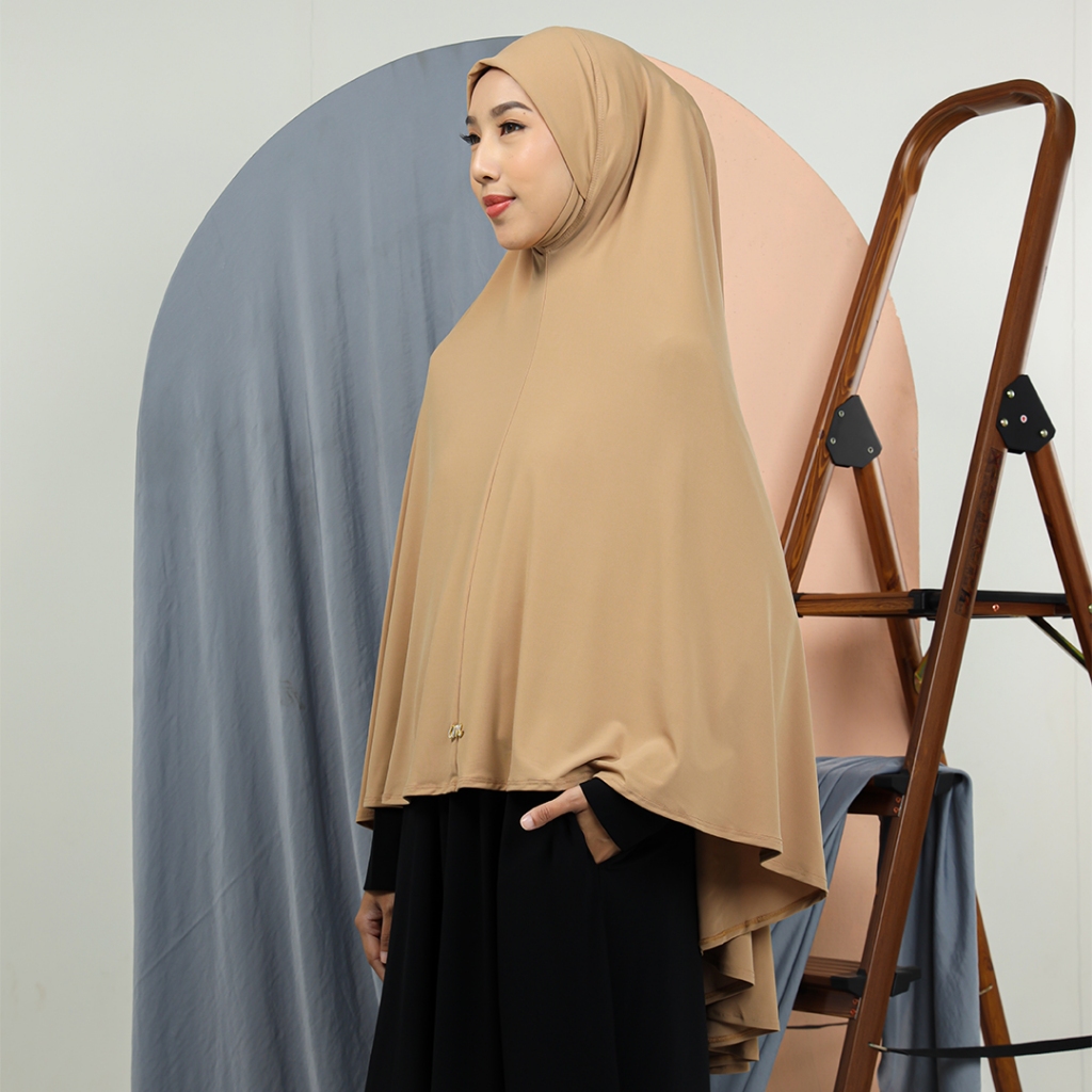 Umama Scarf - Kerudung Polos Jilbab Bergo Hijab Instan Daily Bergo Khadijah