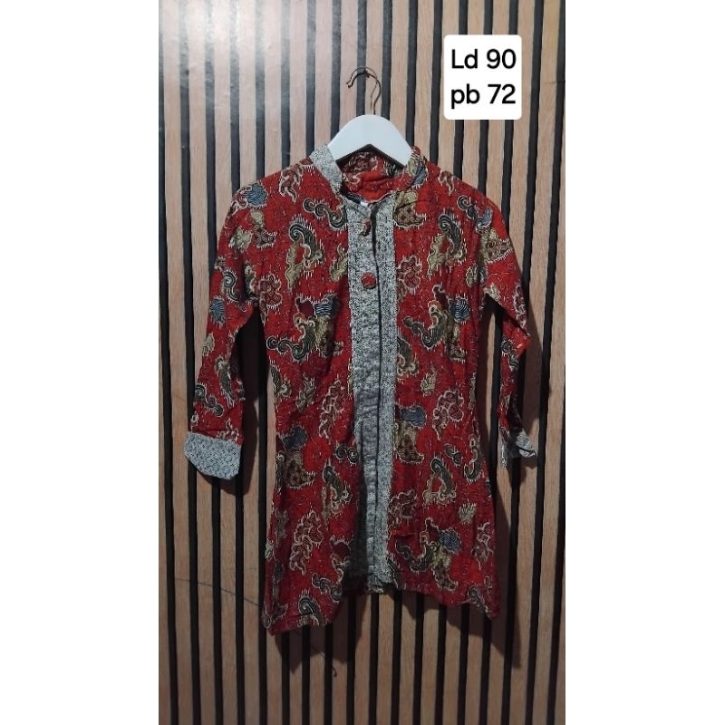 Pakaian Baju Batik Bekas Wanita