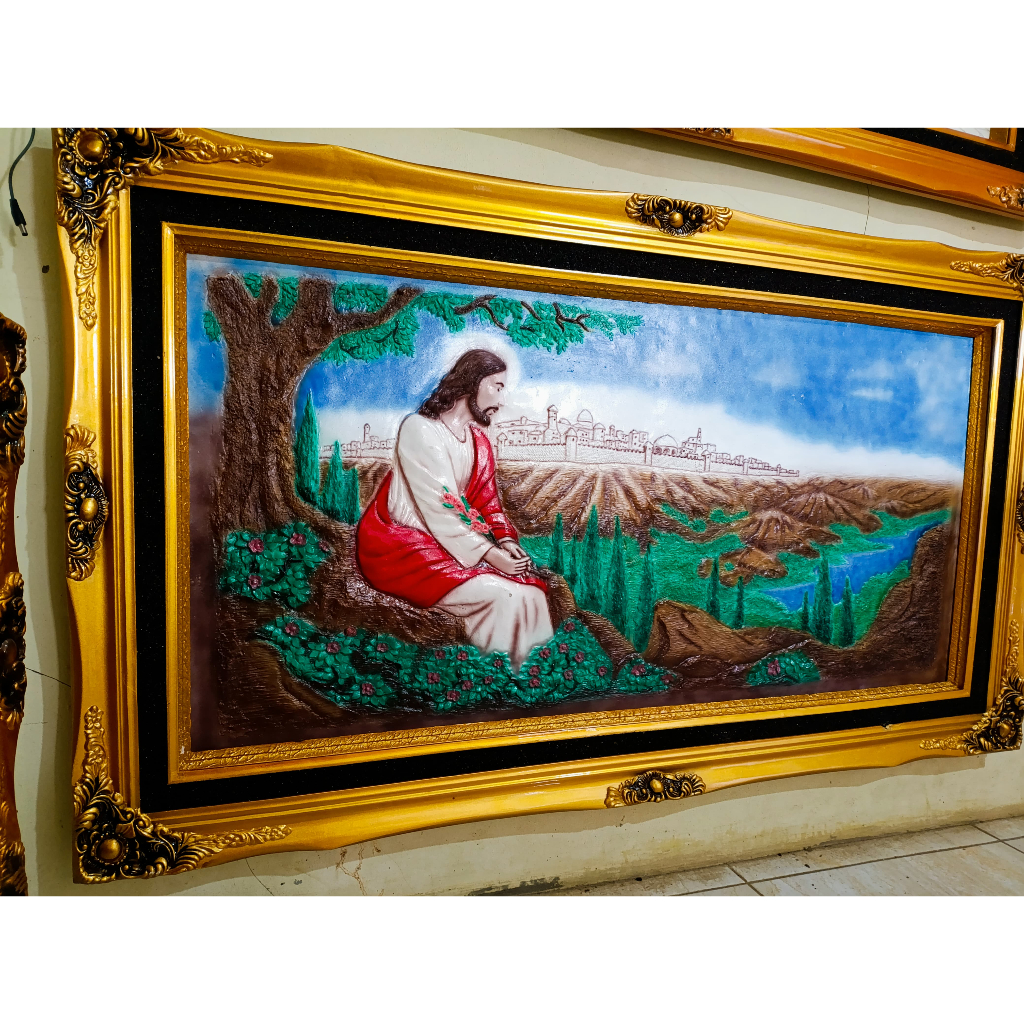 TUHAN YESUS BERDOA DI TAMAN GETSMANI TIMBUL PREMIUM