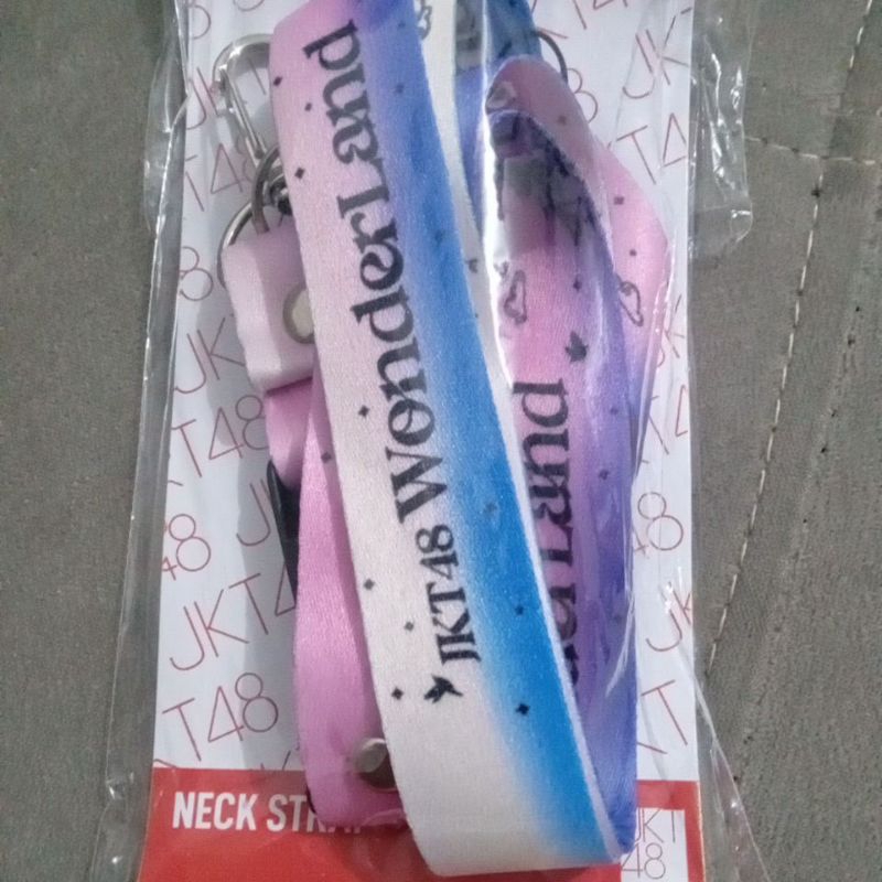 

lanyard jkt48,edisi wonderland