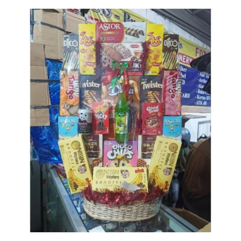 

Parsel / Parcel Makanan - Hampers Snack Idul Fitri / Natal / Imlek
