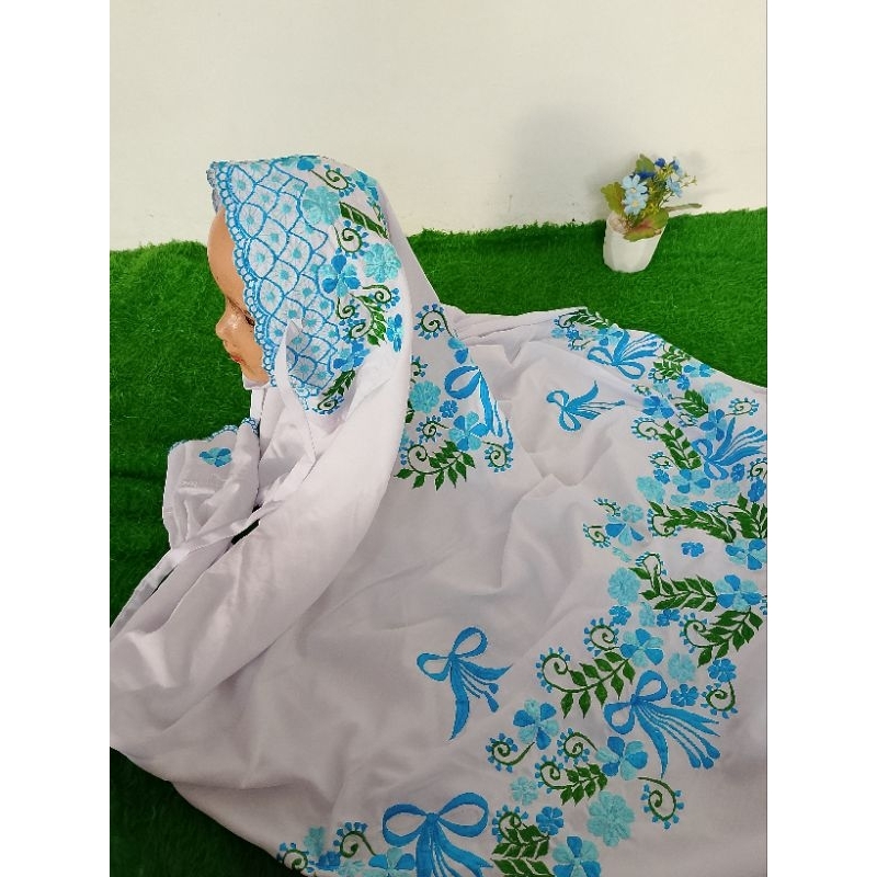 Mukena Terusan Lajuran Bordir Polino Warna Anak L