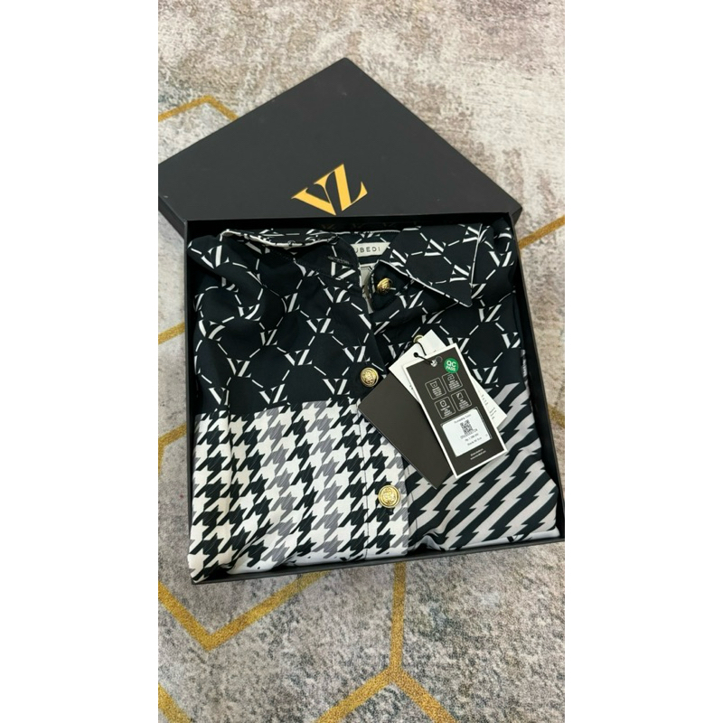 PRELOVED RUMAISHA TUNIC BLACK VIVI ZUBEDI