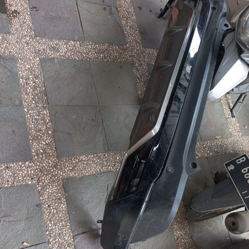 Bemper dan Body kit belakang Toyota Yaris Cross 2023 sd 2024 original