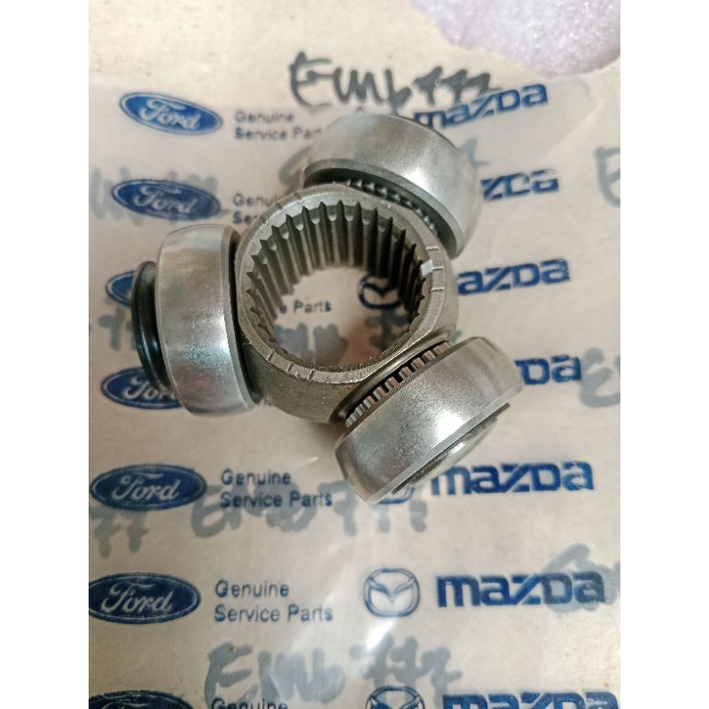 TRIPOD BEARING CV JOINT DALAM KANAN MAZDA 2