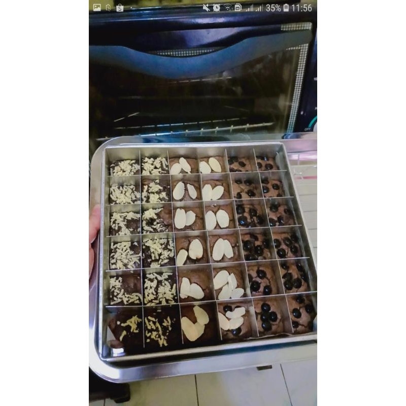 

Fudgy Brownies Aneka Toping 22x20