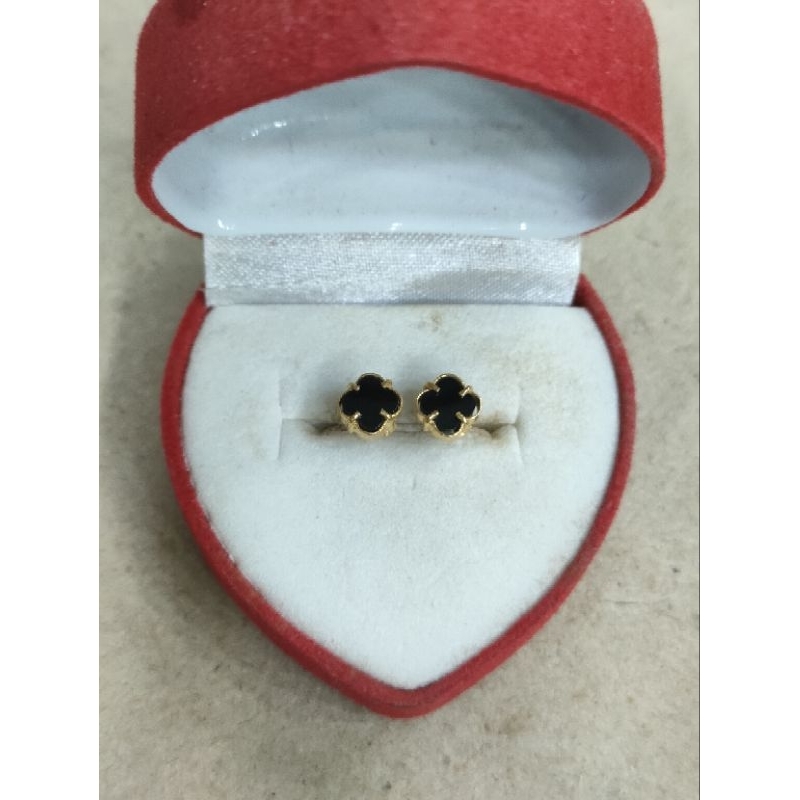 giwang batu clover hitam 1/2 gram emas muda