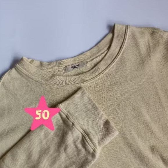 [BOOKED] SWEATER CROP ZANO BASIC