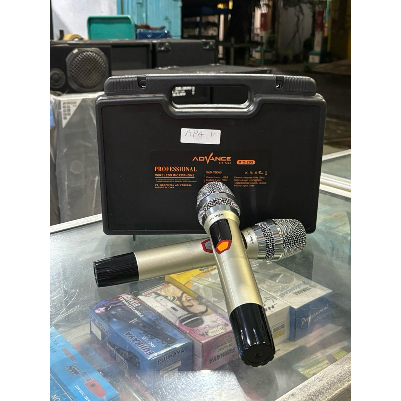 Wireless Advance MIC-203