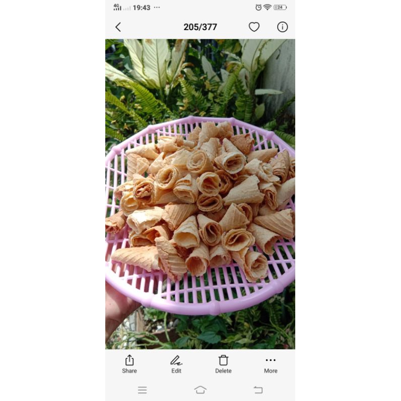

kue semprong / opak gambir