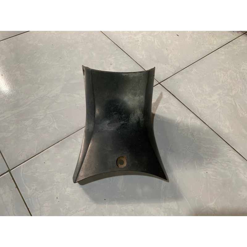 Leksil Tengah Supra X 125 Cover Body Tengah Penjepit Sayap Honda Supra X 125 ORI