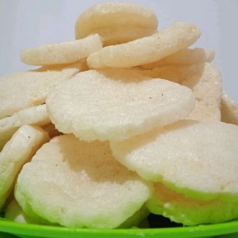 

KERUPUK KEMPLANG PUTIH RASA IKAN TENGGIRI A3 200GRAM