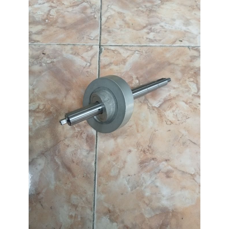 cranshaft as kompresor ac denso 10p30(bus medium)-baru model alumunium