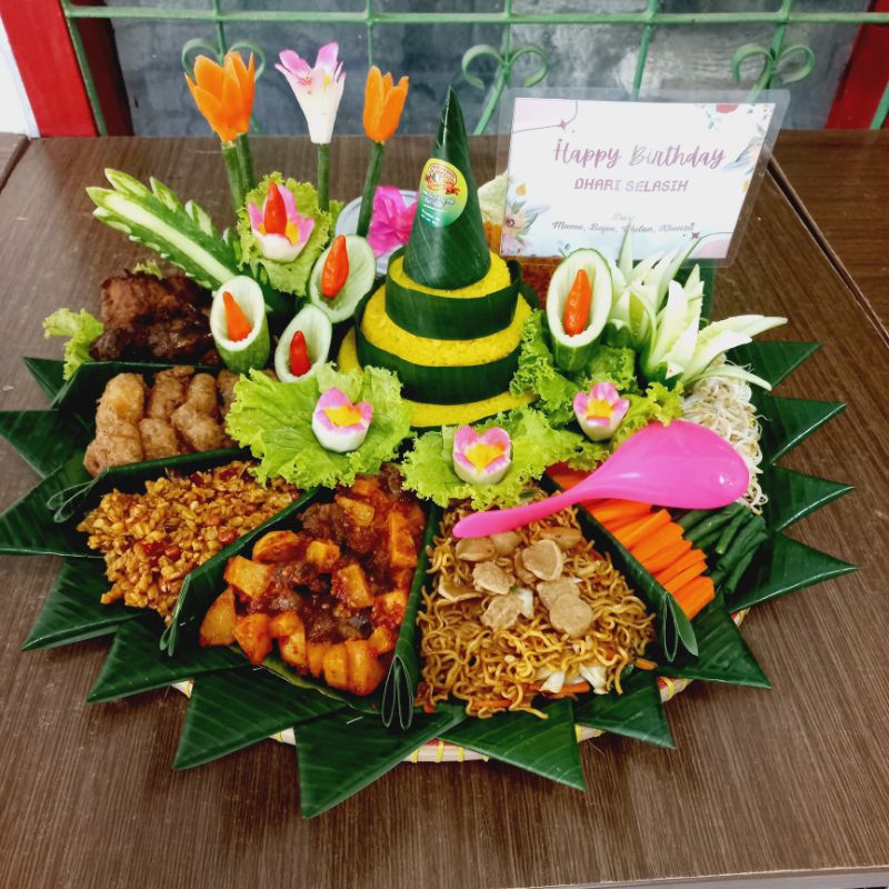 

Tumpeng Tart/Tumpeng Nasi Kuning/Tumpeng Ulang Tahun Porsi Variasi /Happyyessfood