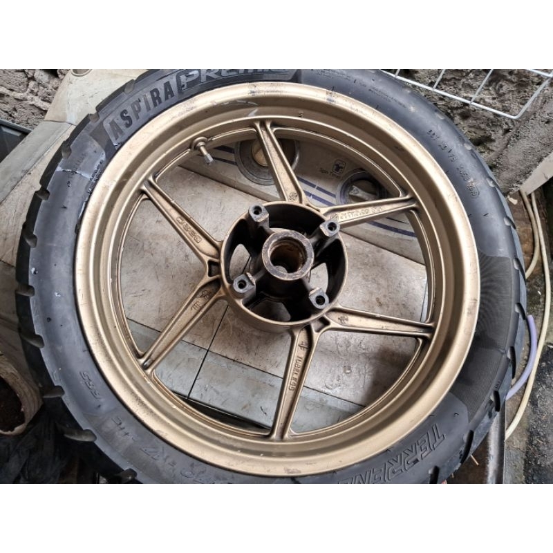 Velg axxio axio assio cb 150 r cb150r old New mega pro megapro racing palang tapak lebar kelengkapan