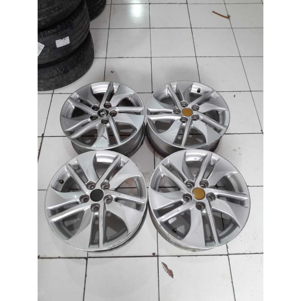 VELG MOBIL SEKEN OEM SIENTA R15 BUAT NEW AVANZA NEW XENIA