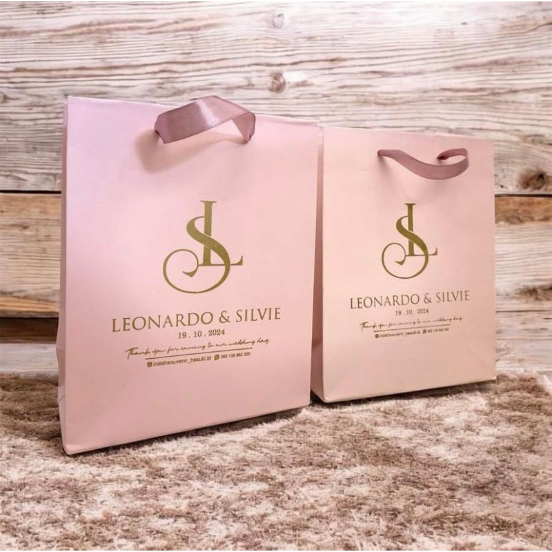 

paperbag pink tali pita ukuran 20×10×25