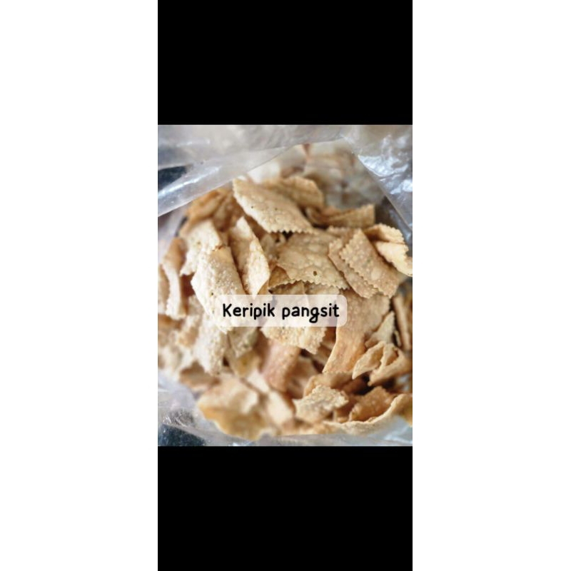 

Snack ringan keripik pangsit
