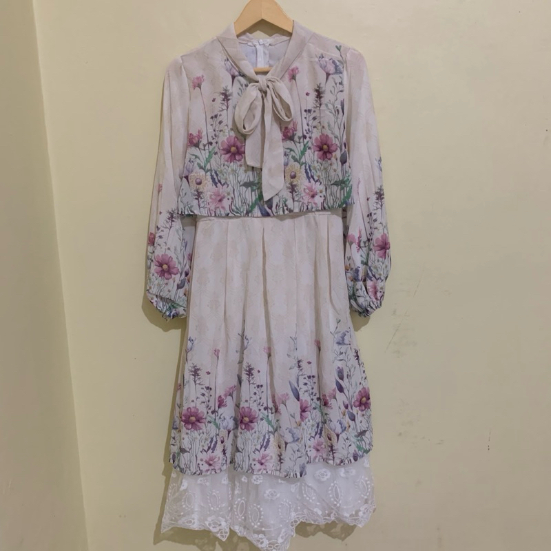 Midi Dress LA VELA Butik / Midi Geraldin / Midi Korea LA Vela / Gamis LA VELA Butik / Midi LA VELA /