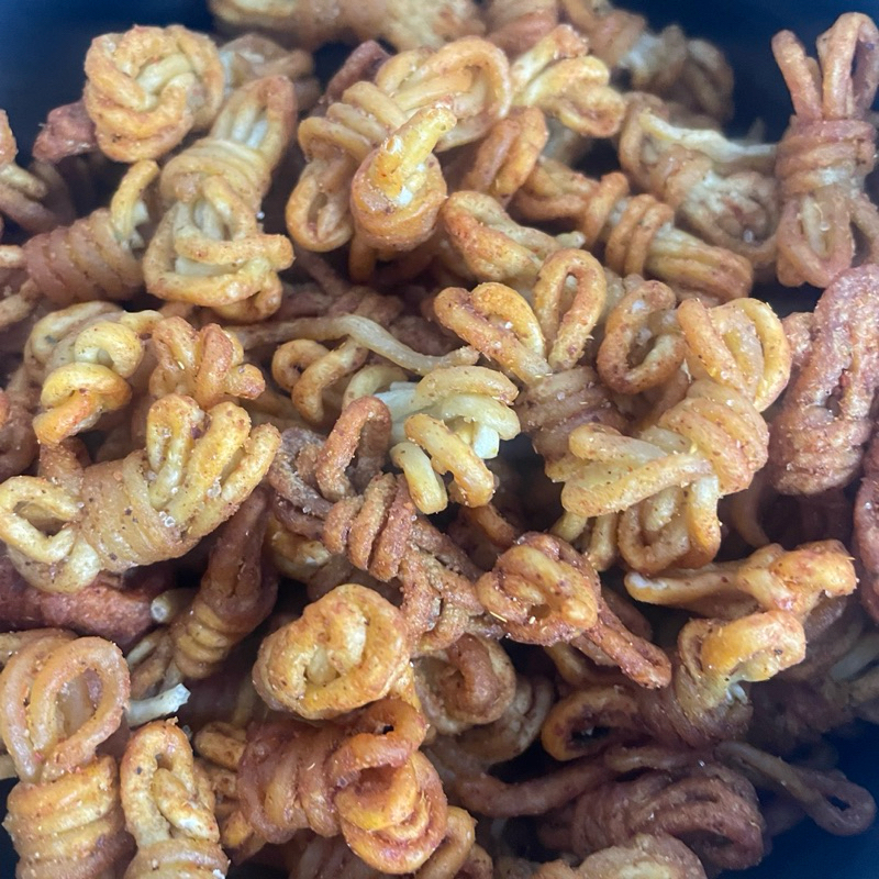 

Mie Gulung Pedas Daun Jeruk