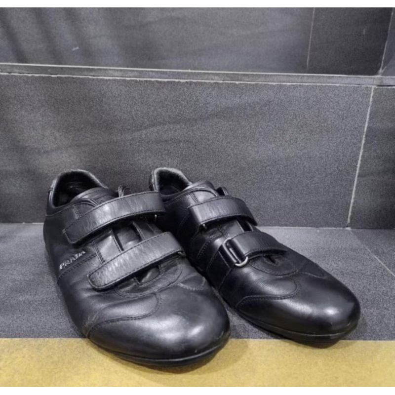 sepatu Prada 6 1/2 hitam 402058 casual formal pria Ori Termurah strap